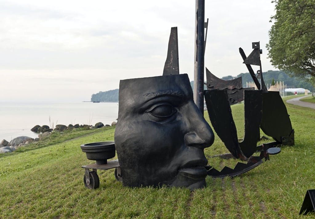 UDENDØRS UDSTILLING