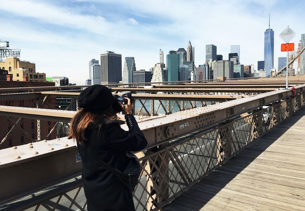 HVAD ER EN KLASSISK OVERSPRINGSHANDLING I DIT ARBEJDSRUM?