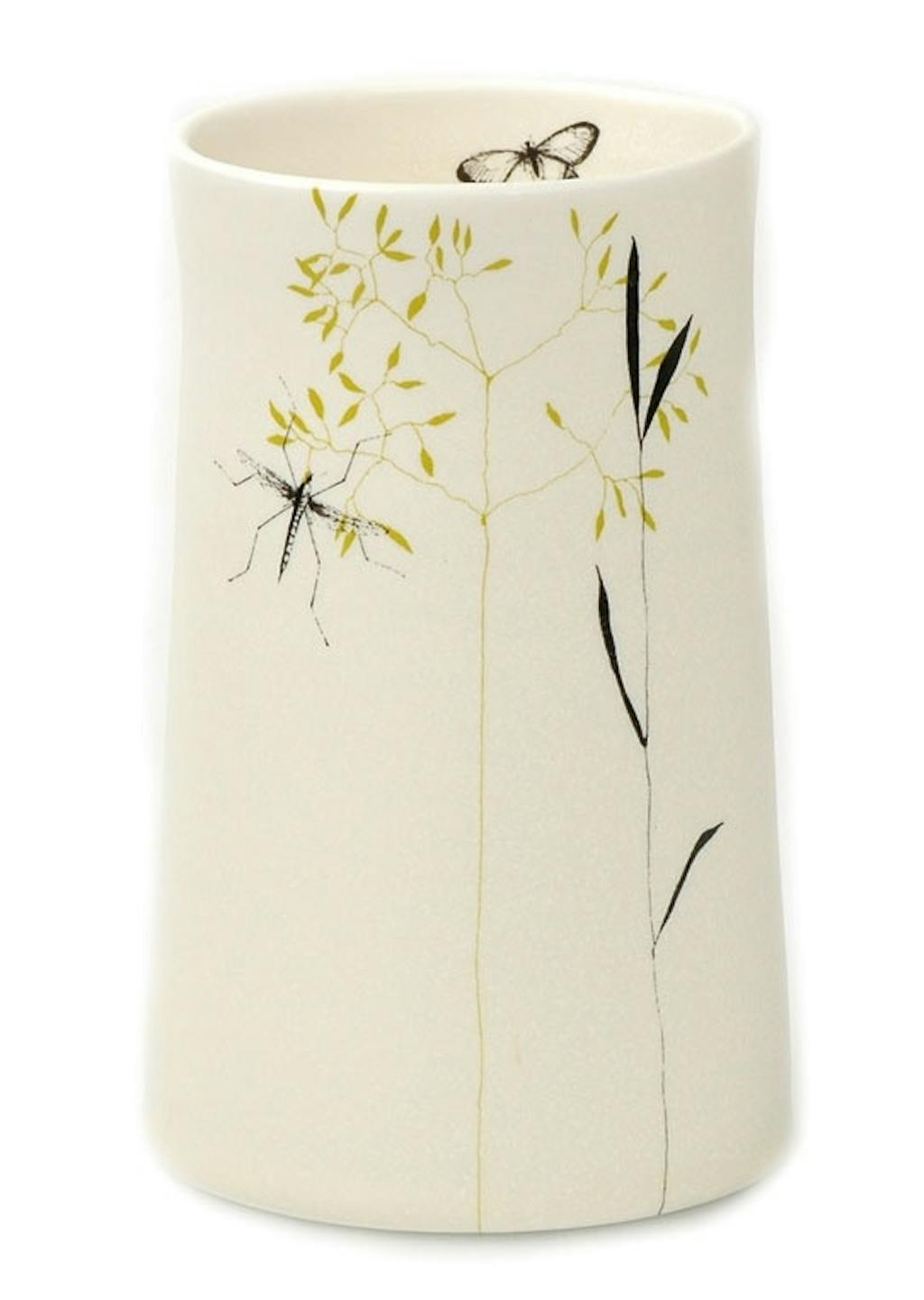 Vase i hånddrejet lertøj Vase i hånddrejet lertøj