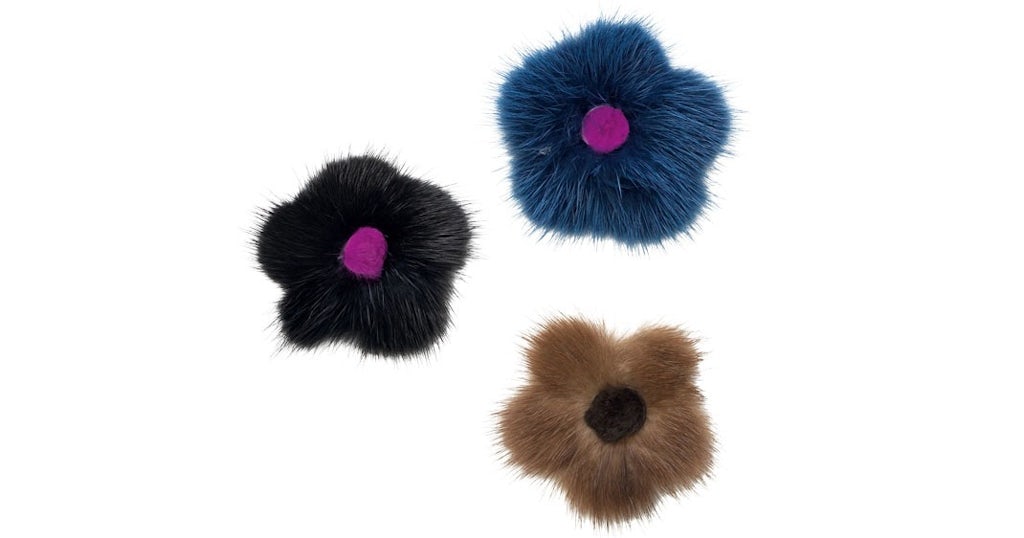 Blomst i mink Blomst i mink