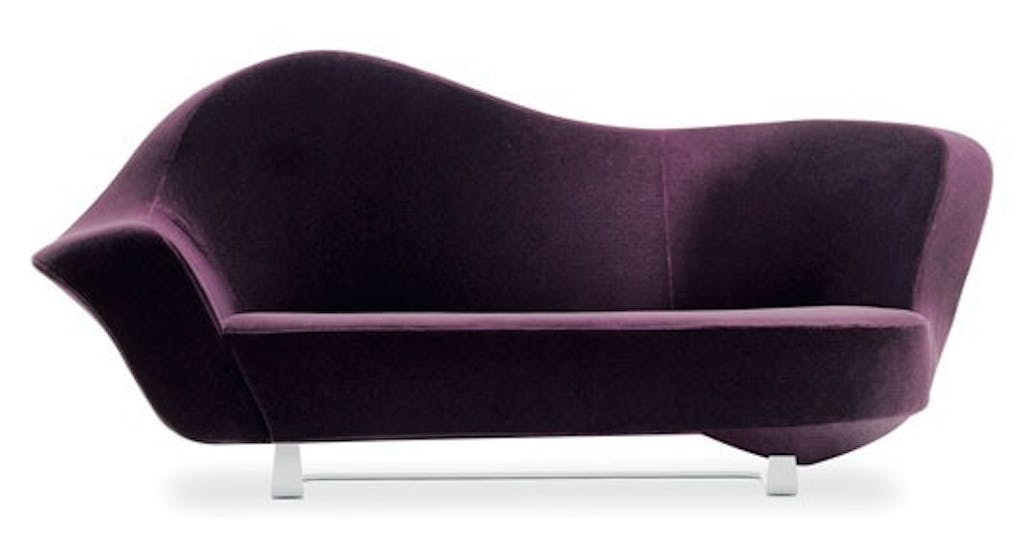 Aubergine er en sofa