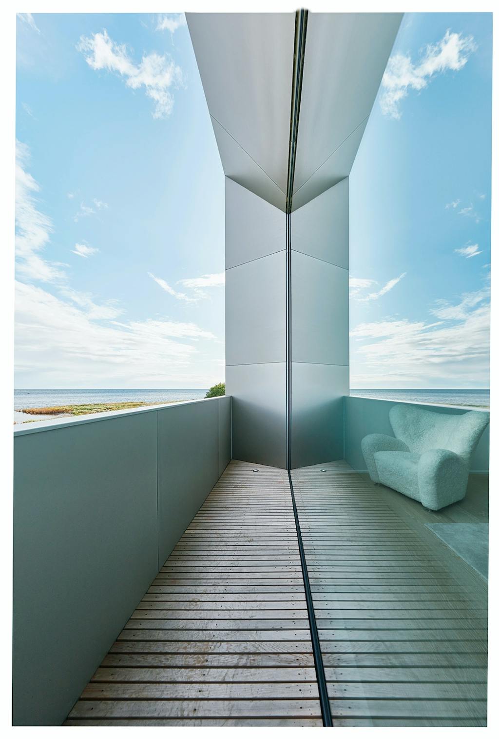 vindue glasvæg altan grå