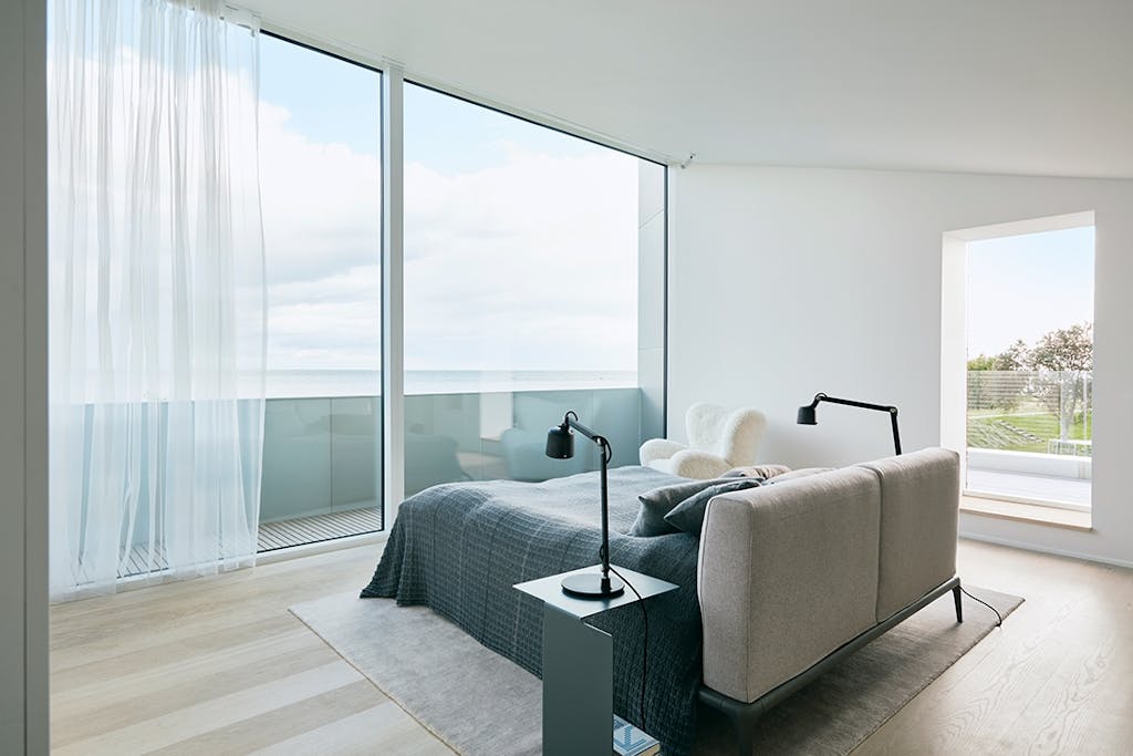 Soveværelse seng poliform stol by lassen lamper vipp