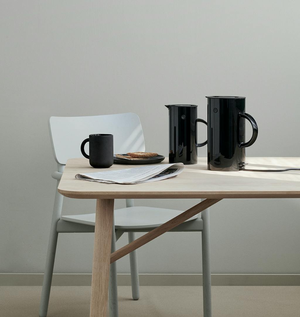 stelton EM77 elkedel sort