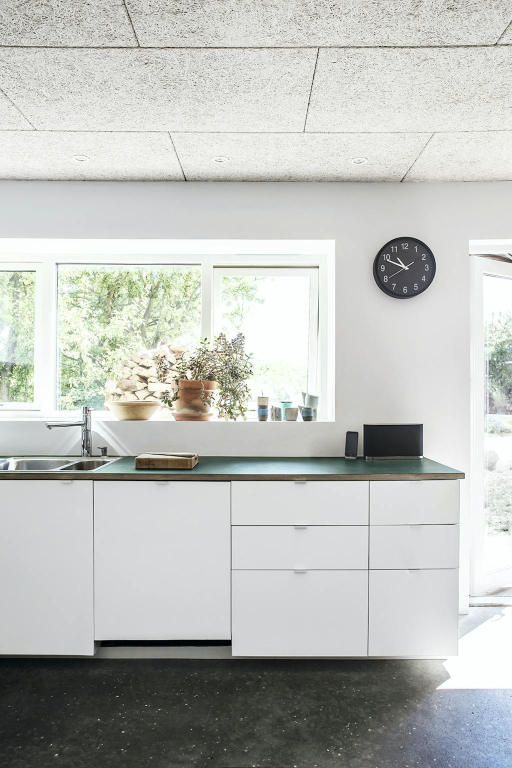Køkken hvidt vinduer