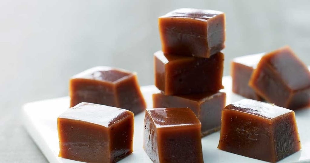 Julekarameller med fløde og kanel