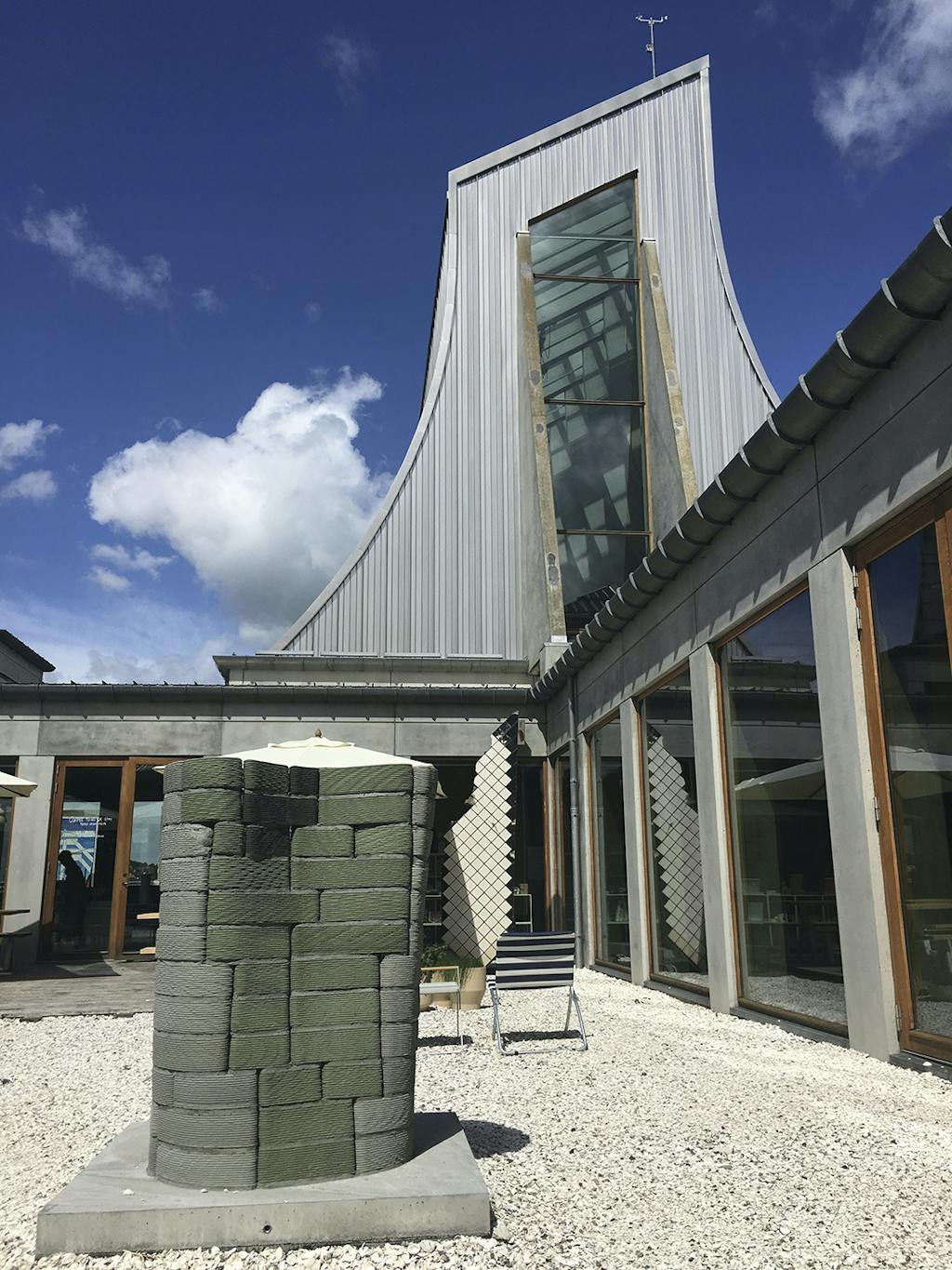 Glasvæg og tag ved Utzon Center i Aalborg