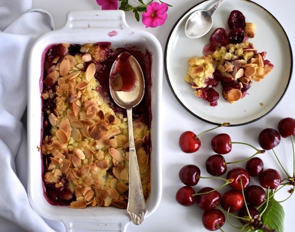 Nem kirsebærcrumble