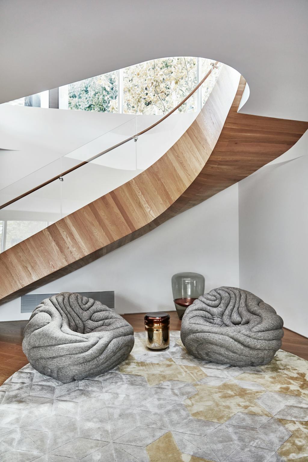 Teppe fra Rug Company, stoler fra Aqua Creations