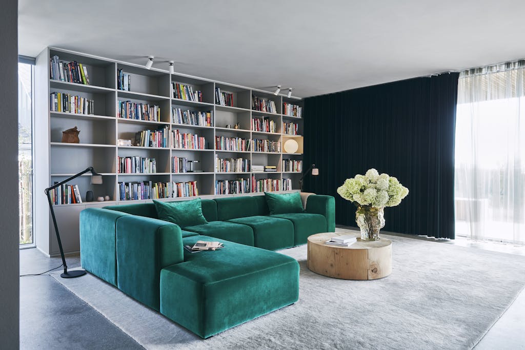 Fløyelssofaen fra Hay er et naturlig blikkfang