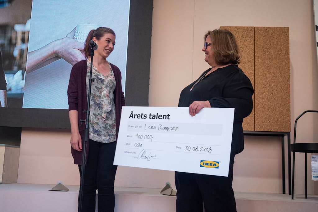 Hun vant også 100 000 kr! Hun vant også 100 000 kr!