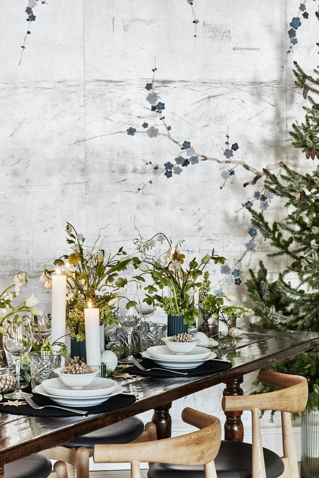 Julens rose i godt selskap