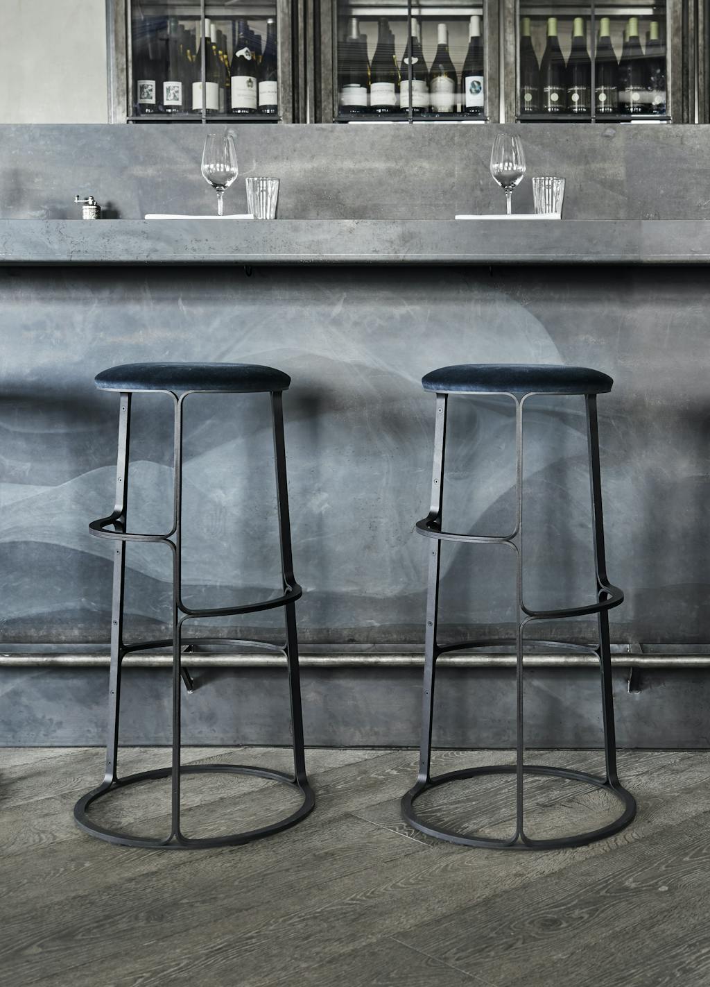 Røff barkrakk med mykt sete