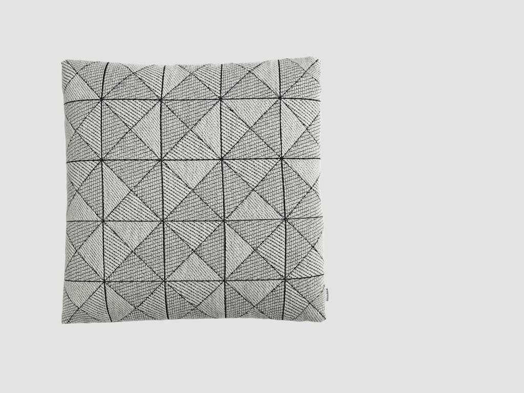 Pute med geometrisk mønster