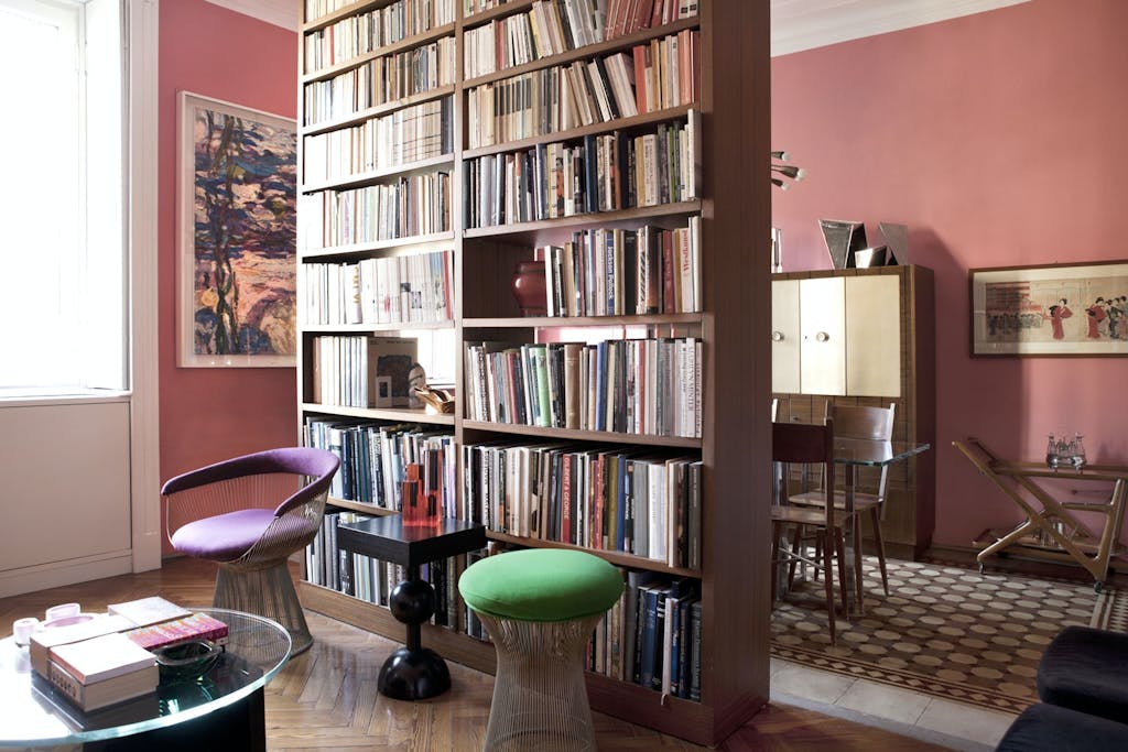 7. Bokhylle som romavdeler