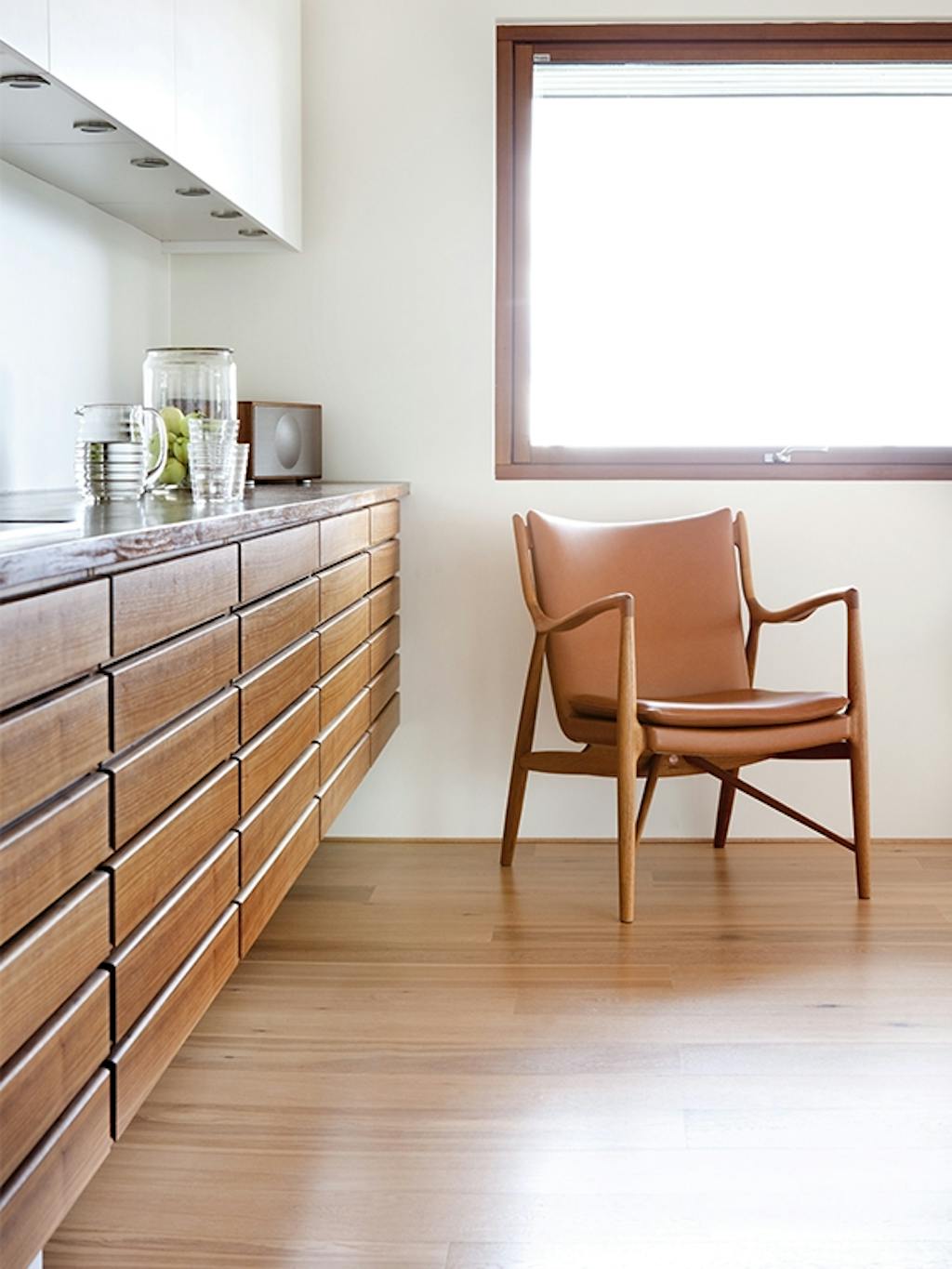 Vakker benkeplate i valnøtt 