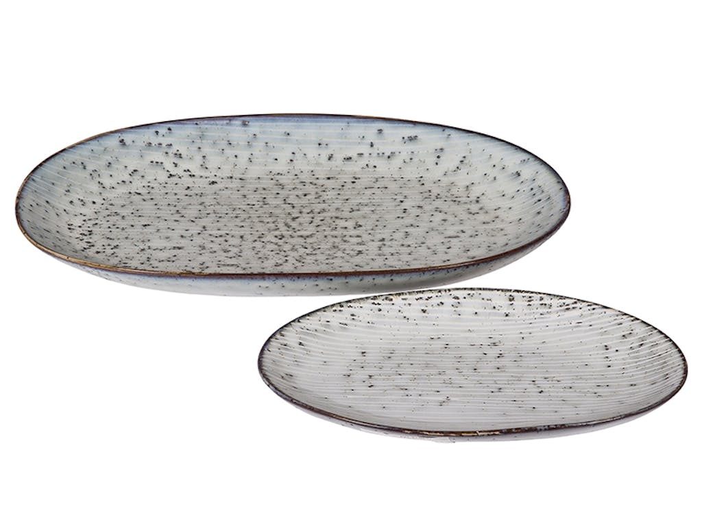 Delikat keramikk til middagsbordet 