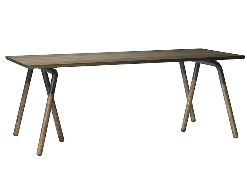 Sanselig spisebord i eik 