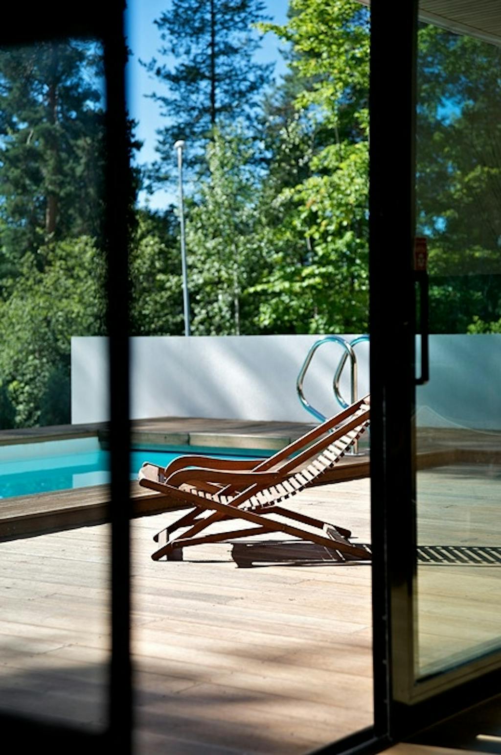 Solen varmer opp badevannet