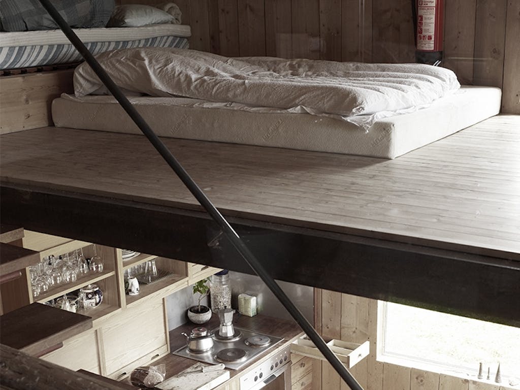 Soverom på hems over kjøkkenet 