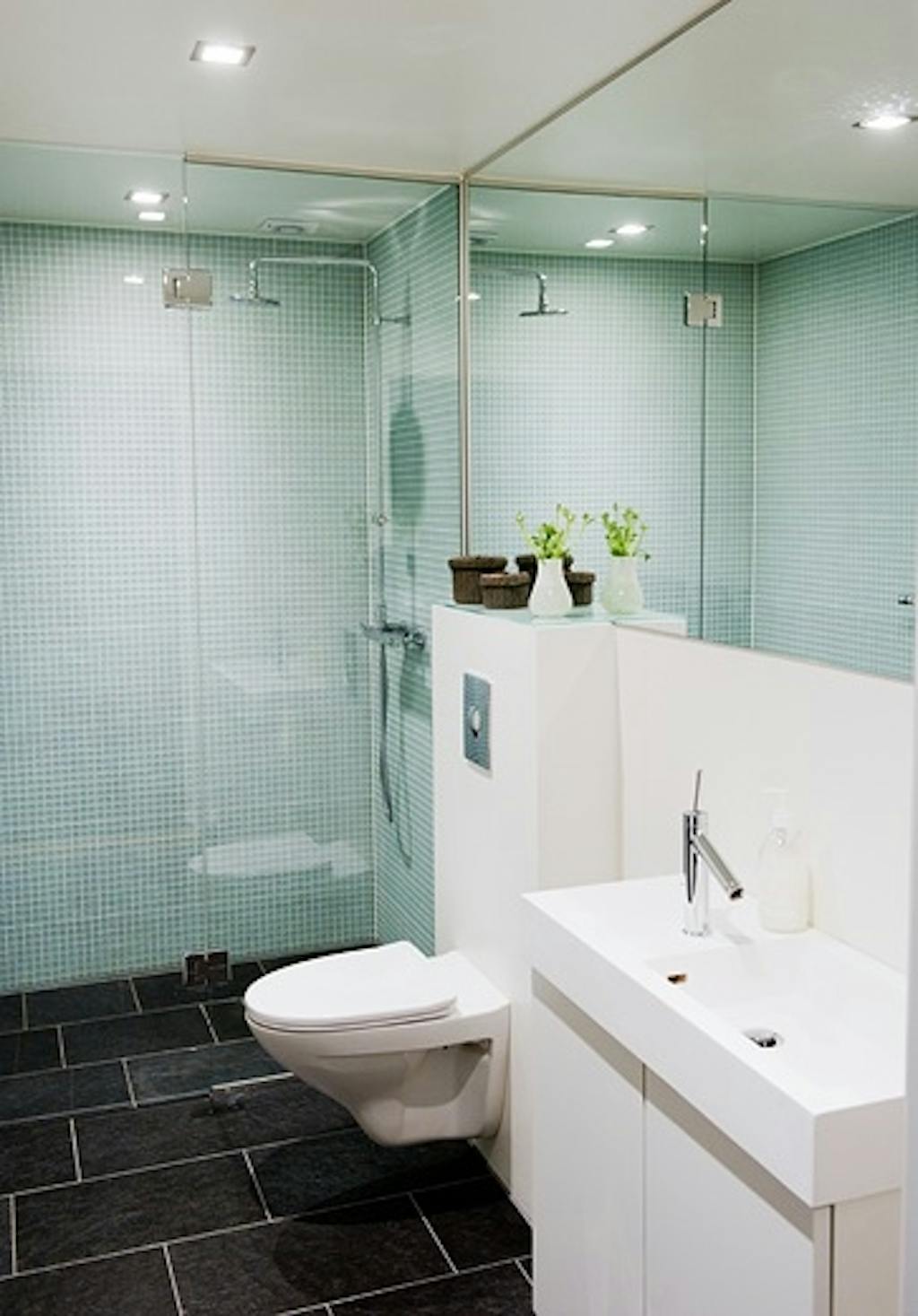 Skiferheller på badet