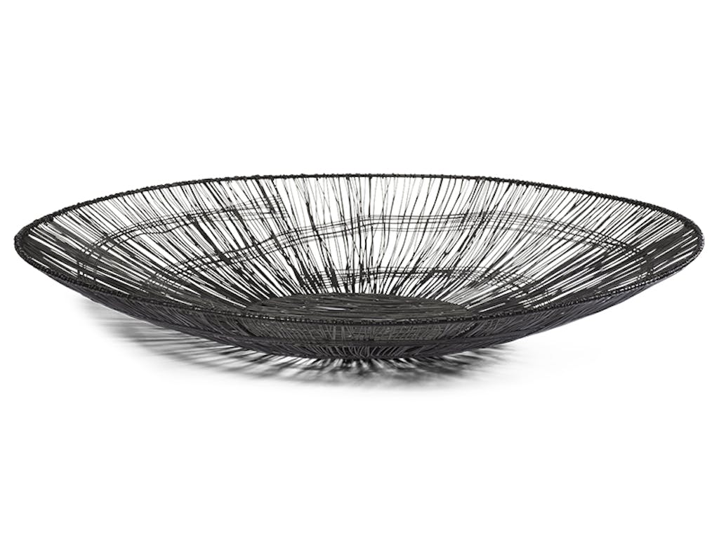 Frekk fruktkurv i metall