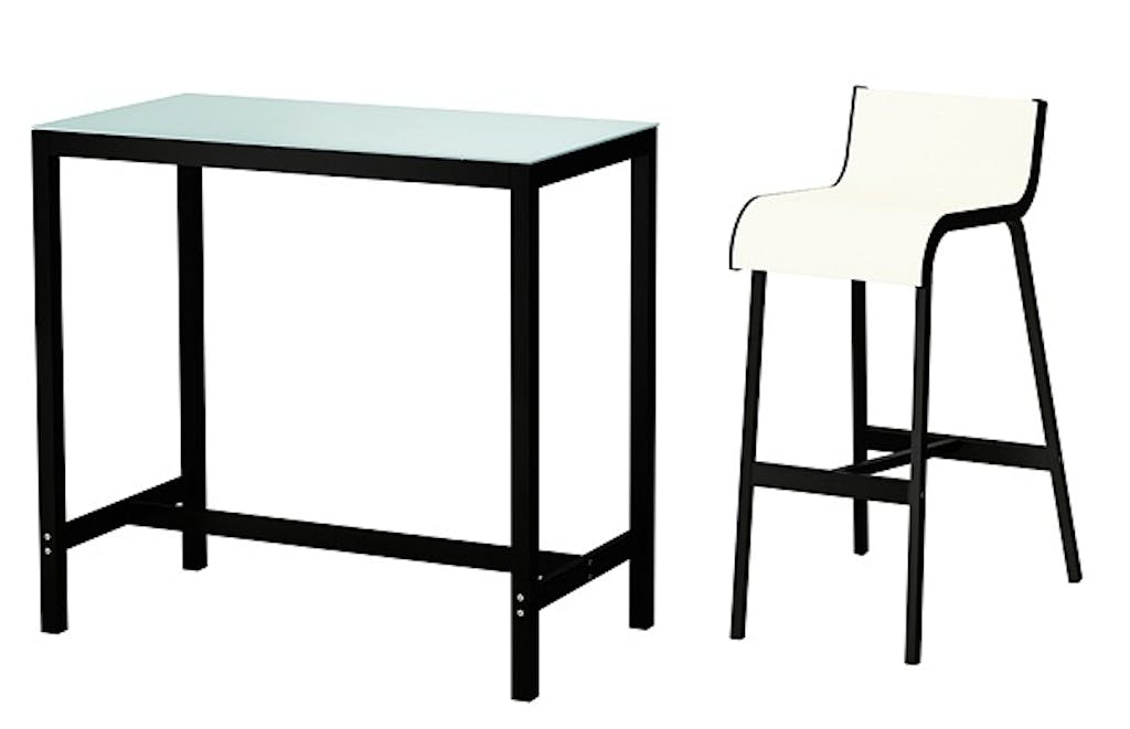 Spiseplass på liten terrasse