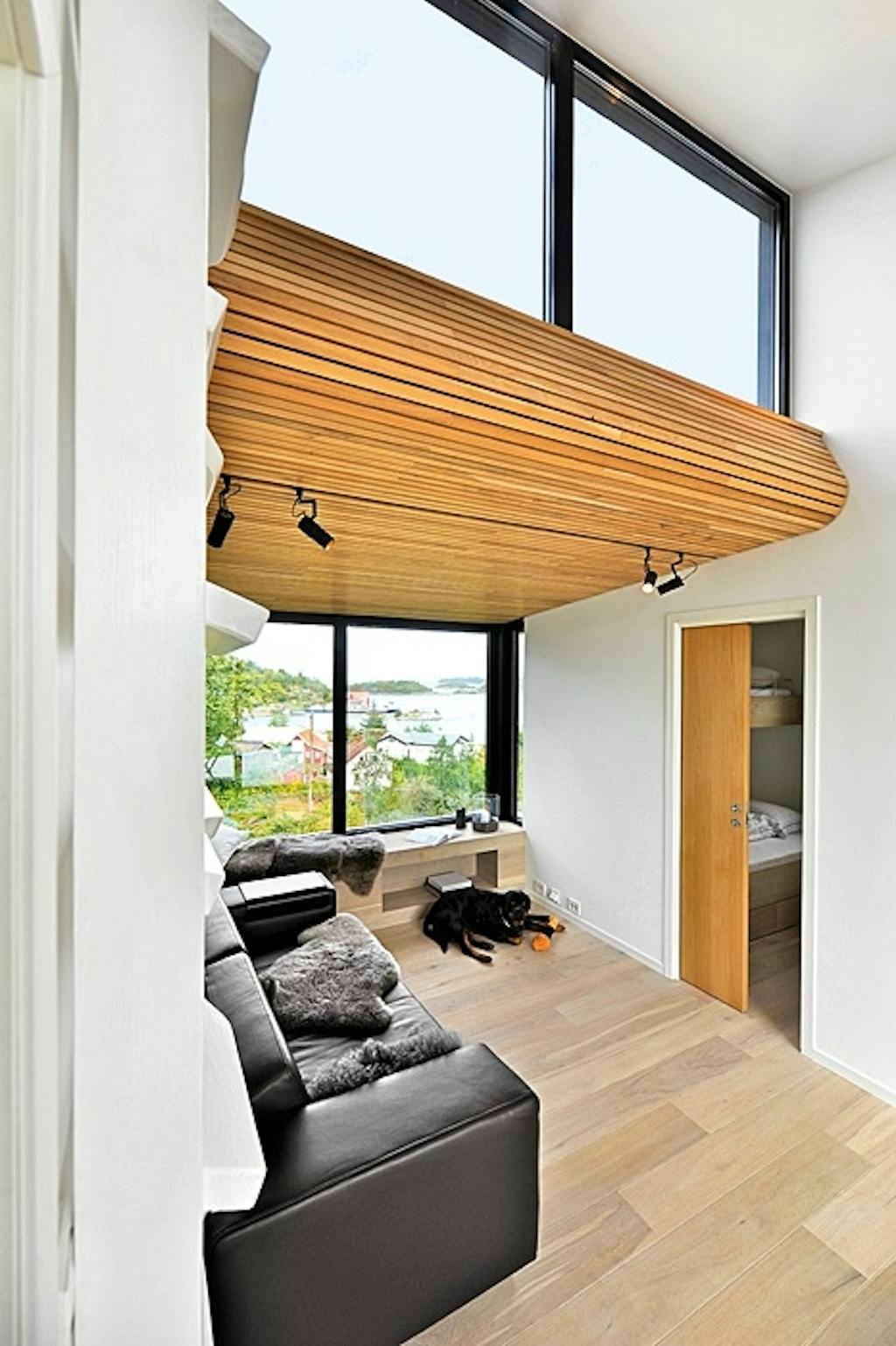 Oppholdsrom med sjøutsikt