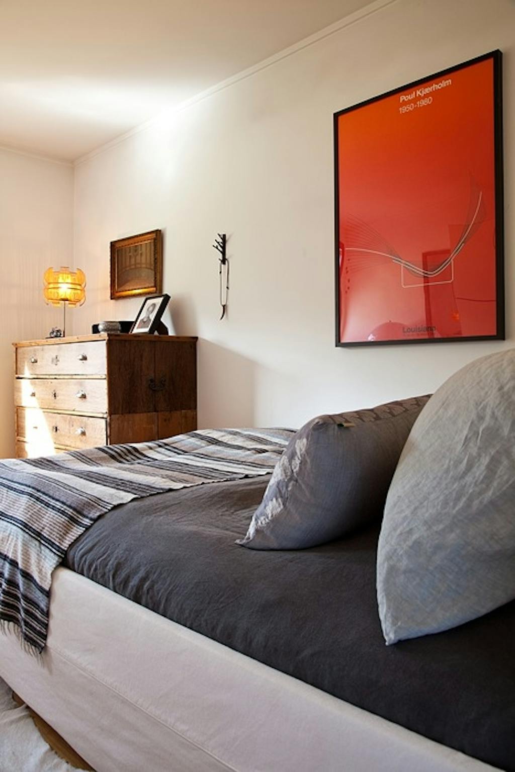 Kontraster på soverommet