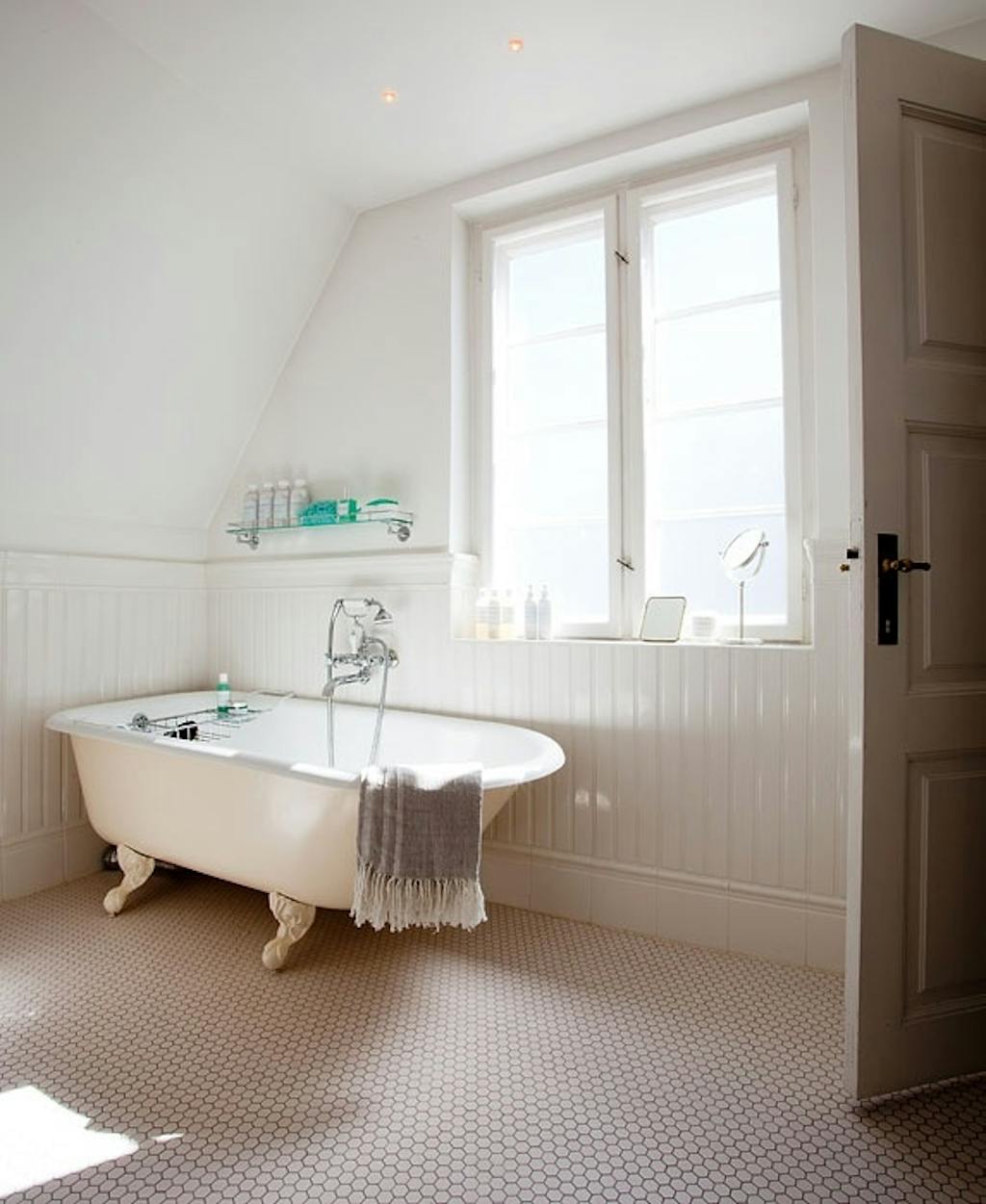 Badekar på løveføtter