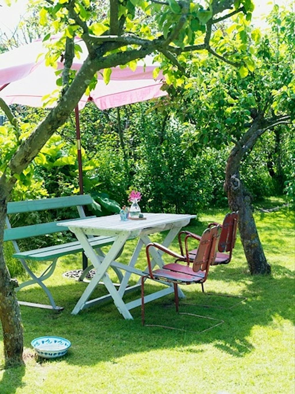 Spiseplass i hagen