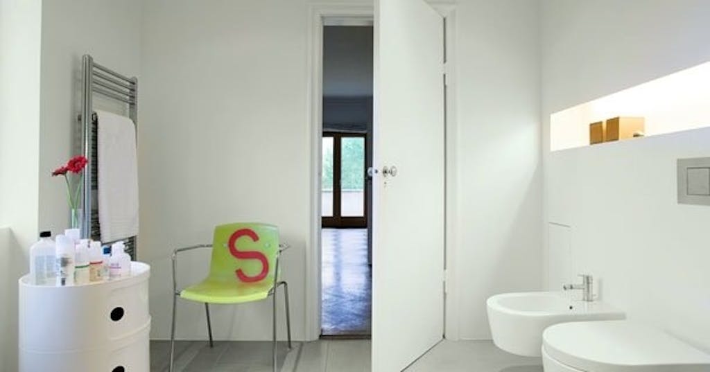 Bytte stil med baderomstilbehør