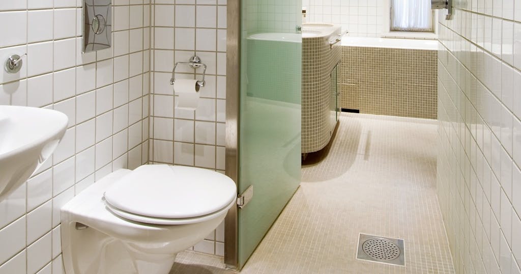 Glassdører i dusjen