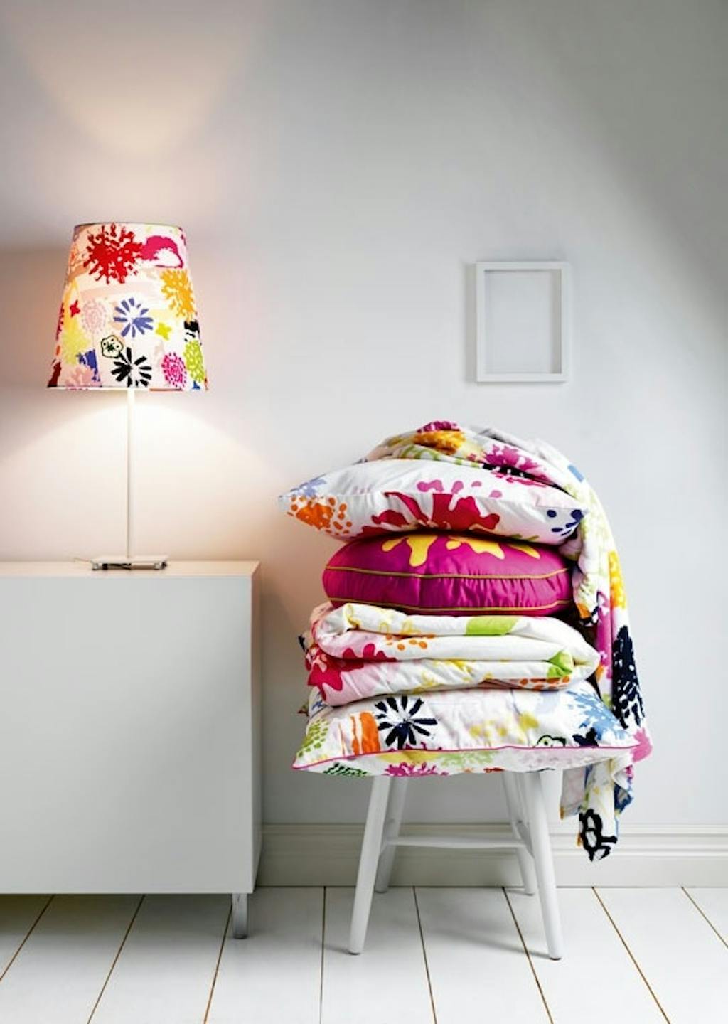 Med blanke ark og fargestifter 