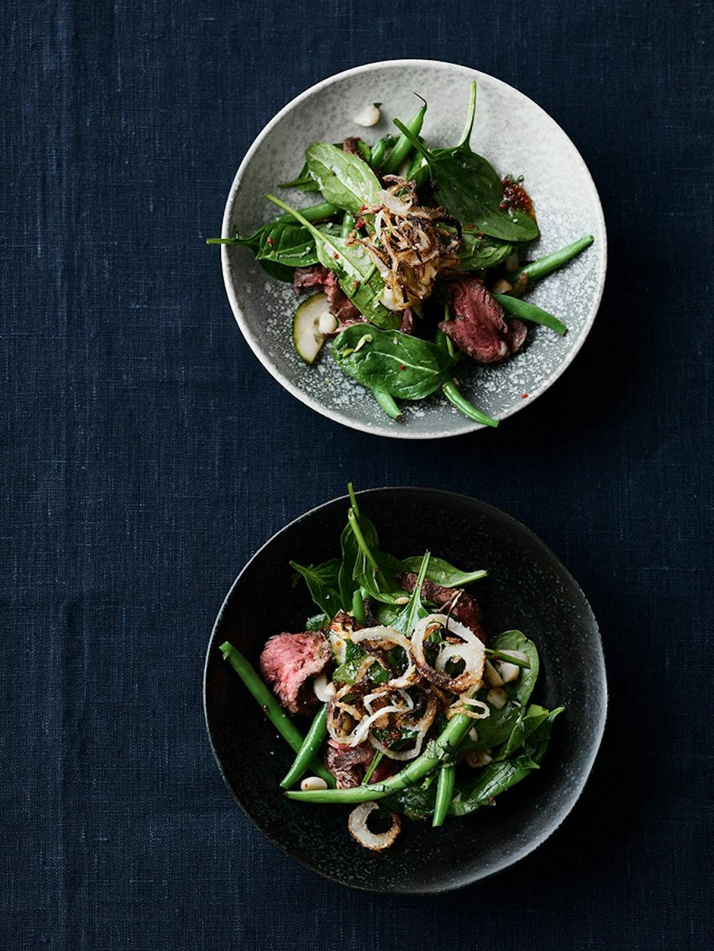 Beef-salad med ristede løg
