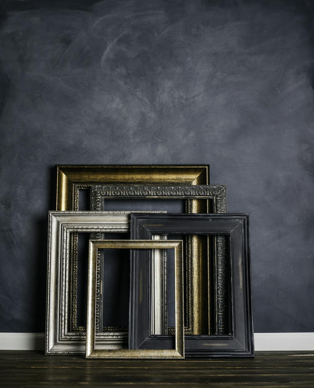 Billedrammer til gulvet