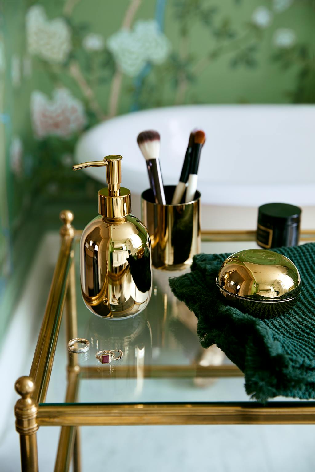 H&M Home At Home With Poppy Delevingne