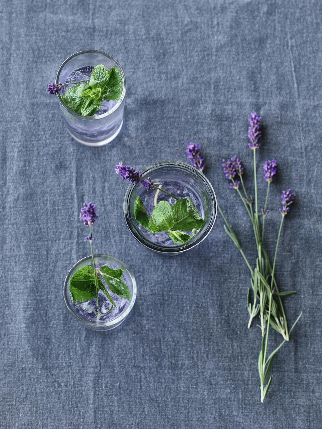Alkoholfri drink med lavendel