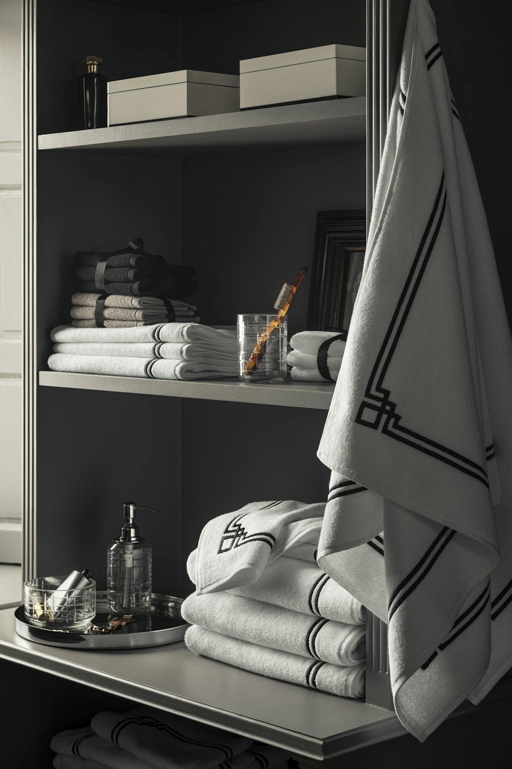 H&M classic collection AW19