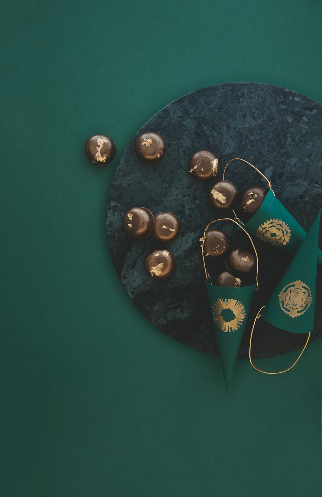 Chokolader med kirsebærfyld