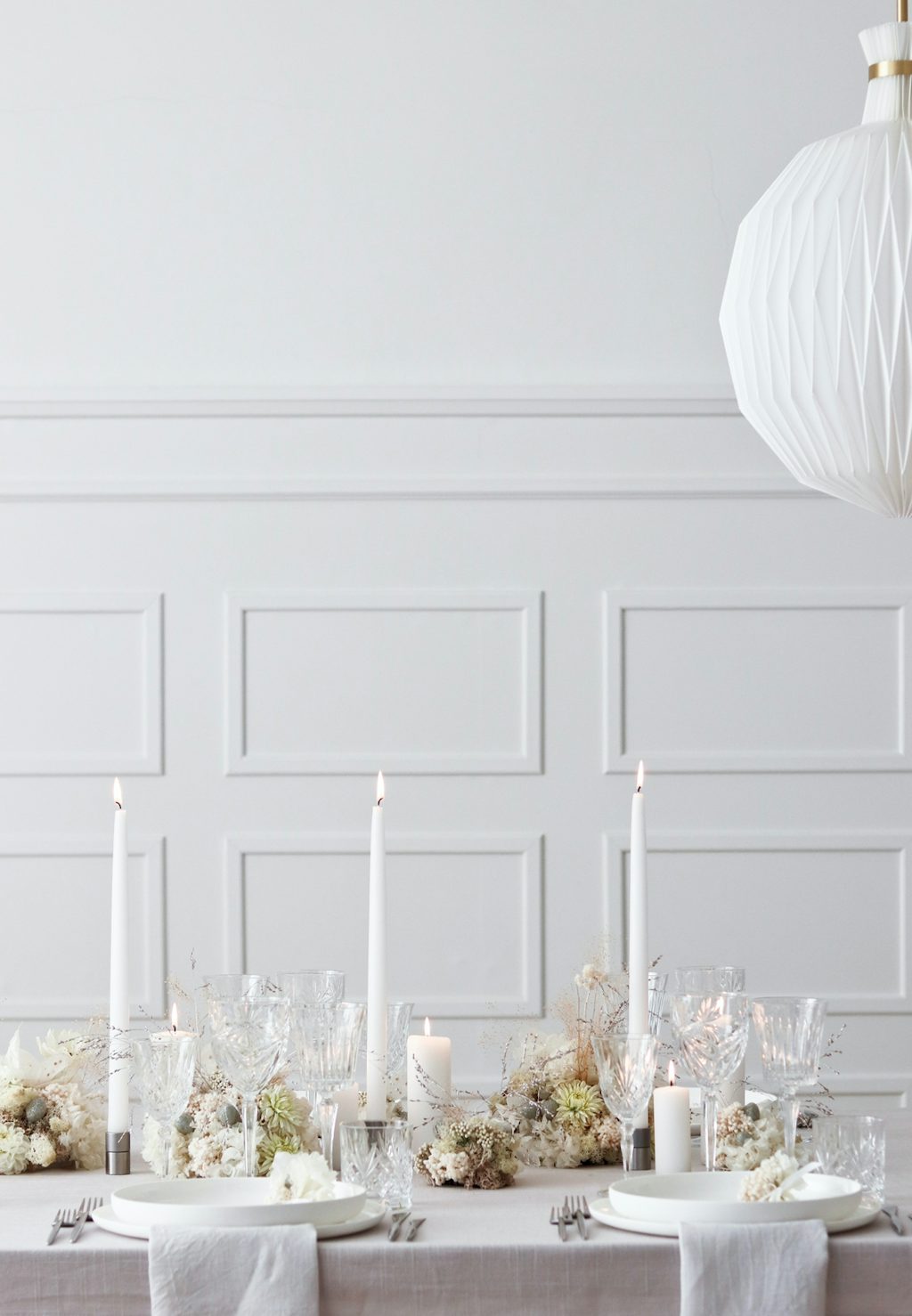 julebord_hvid-jul-2019_a-table-story-2-of-15