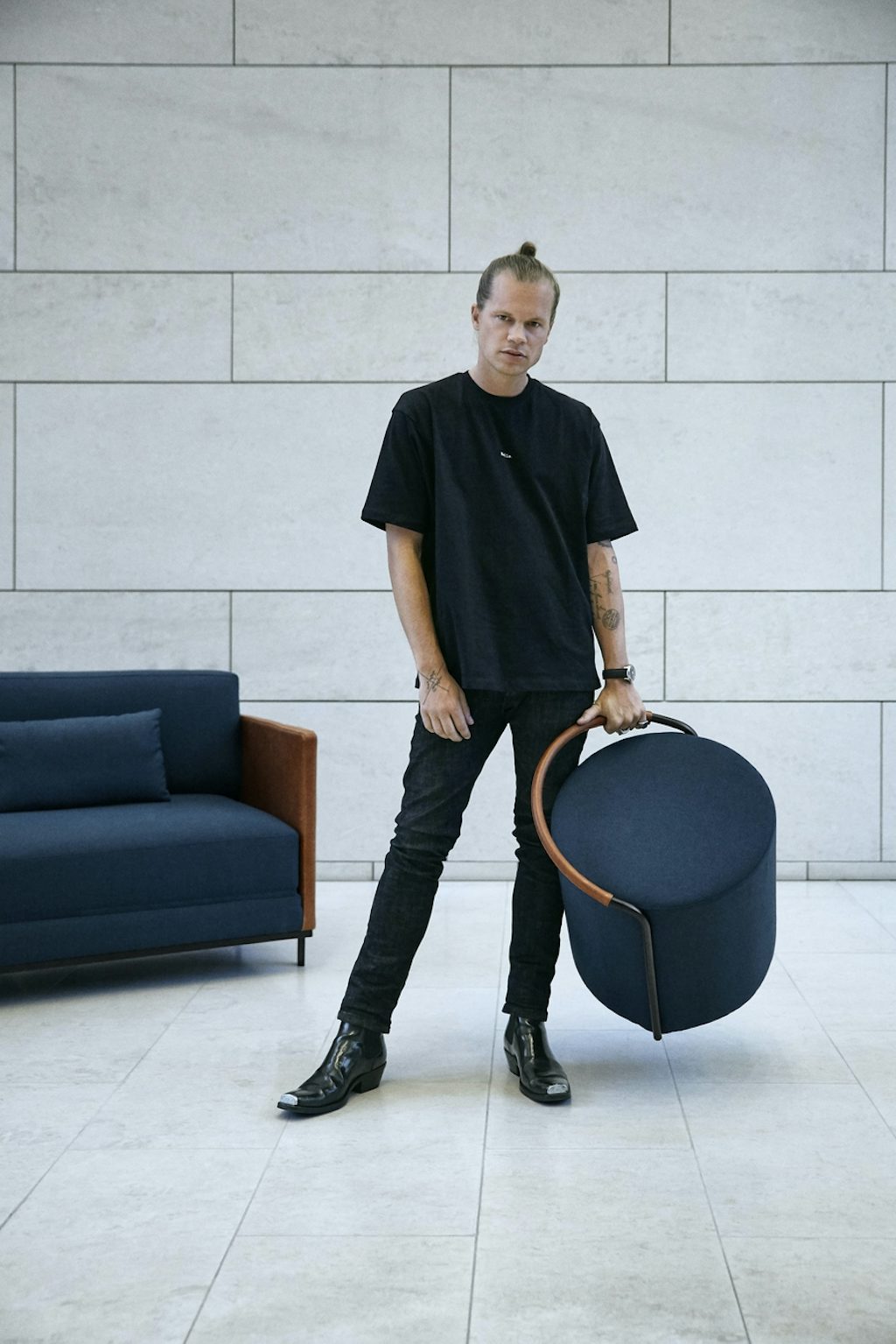 SLS x SOFACOMPANY Søren Le Schmidt SLS x SOFACOMPANY Søren Le Schmidt