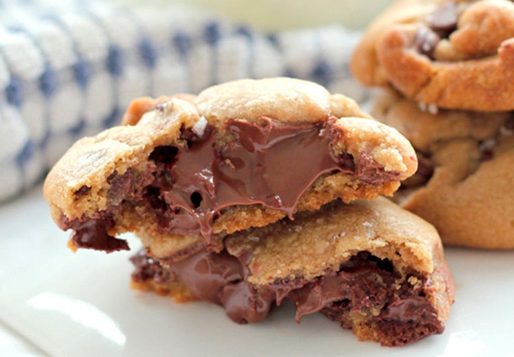 Nutella cookies med chokolade og peanutbutter