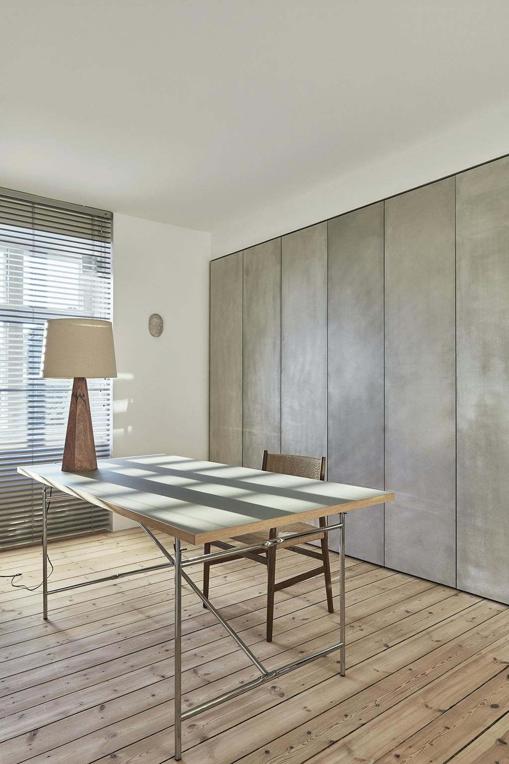 Enkelt og minimalistisk hjemmekontor Enkelt og minimalistisk hjemmekontor