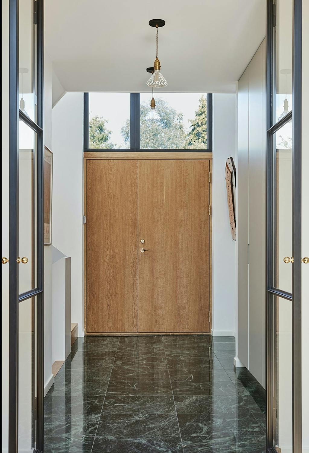 Entré med italiensk grønt marmor