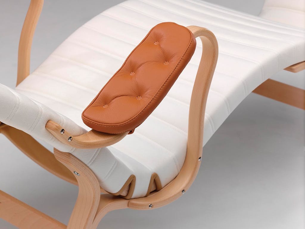 Liggestol designet af Bruno Mathsson