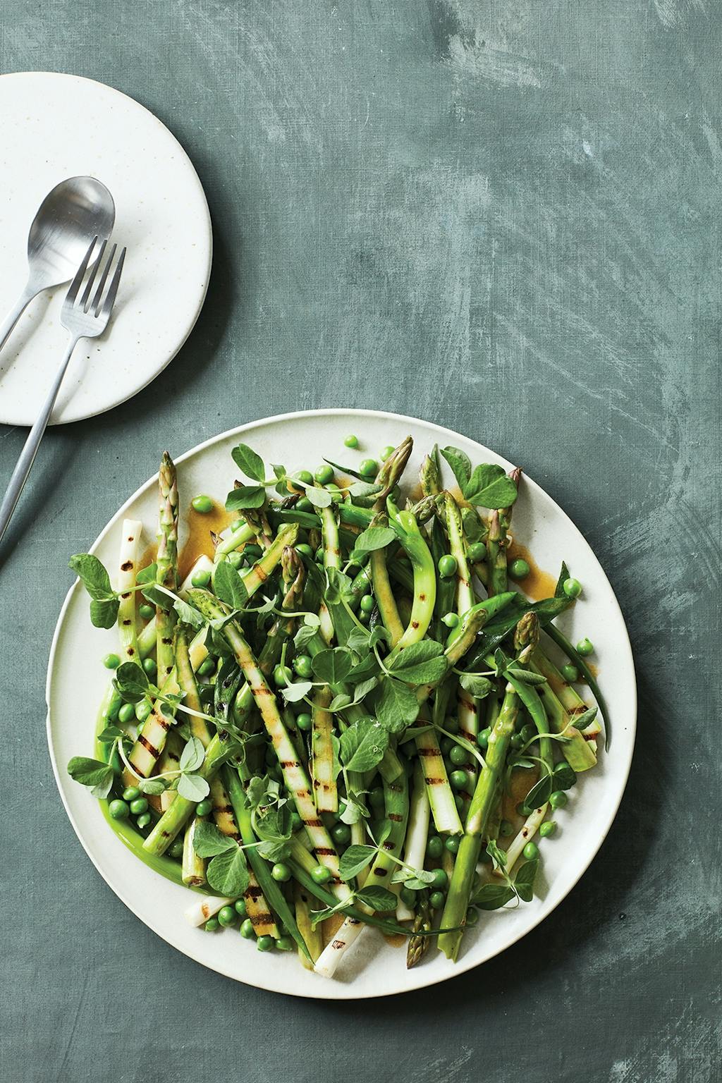 Opskrift med grillede asparges