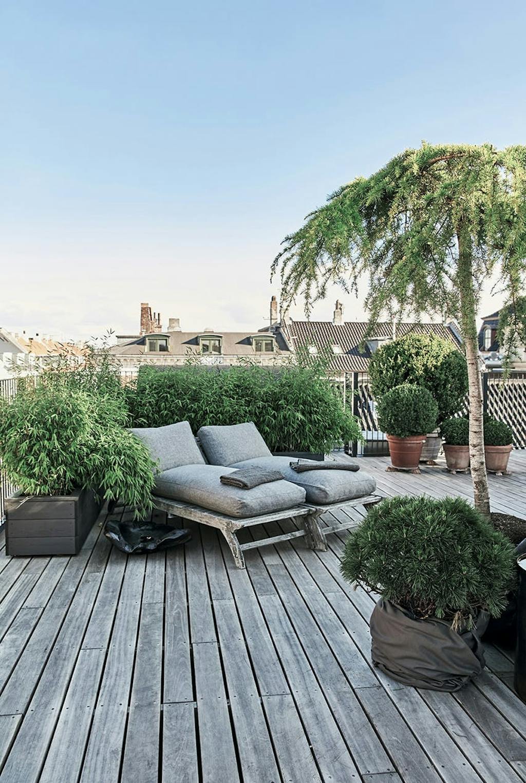 Hyggelig tagterrasse på toppen af København