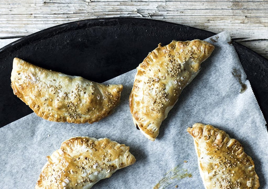 Empanadas med spicy svin og sesamfrø Empanadas med spicy svin og sesamfrø
