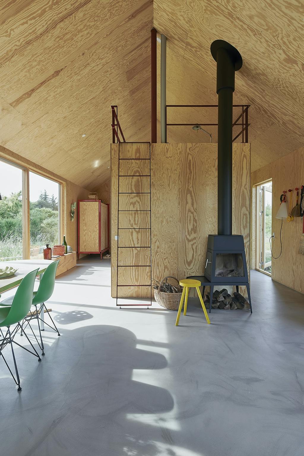 Sommerhuset er konstrueret som ét rum